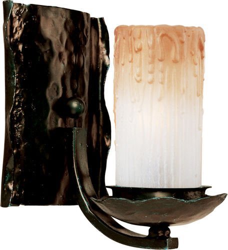 7 1/2" 1-Light Wall Sconce in Oil Rubbed Bronze with Wilshire Glass