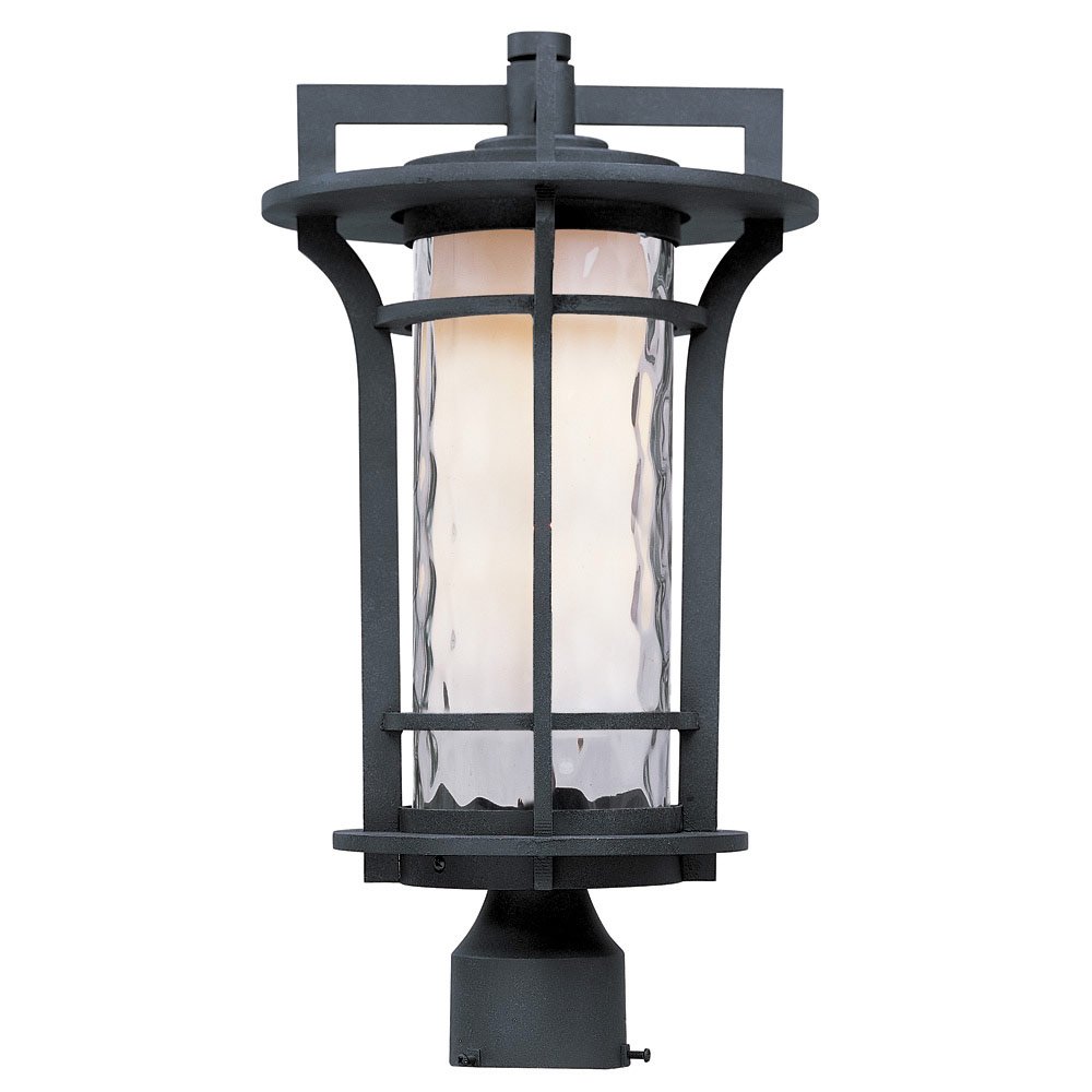 Outdoor Pole/Post Lantern in Black Oxide with Water Glass Glass
