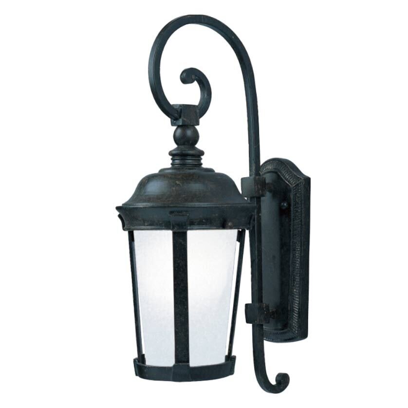 1-Light Outdoor Wall Lantern in Bronze